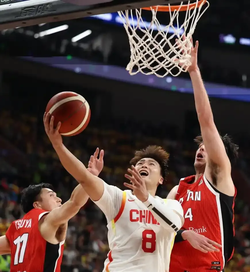 球星爆发!体操赛场再现神级操作的简单介绍 球星爆发!体操赛场再现神级操作的简单介绍