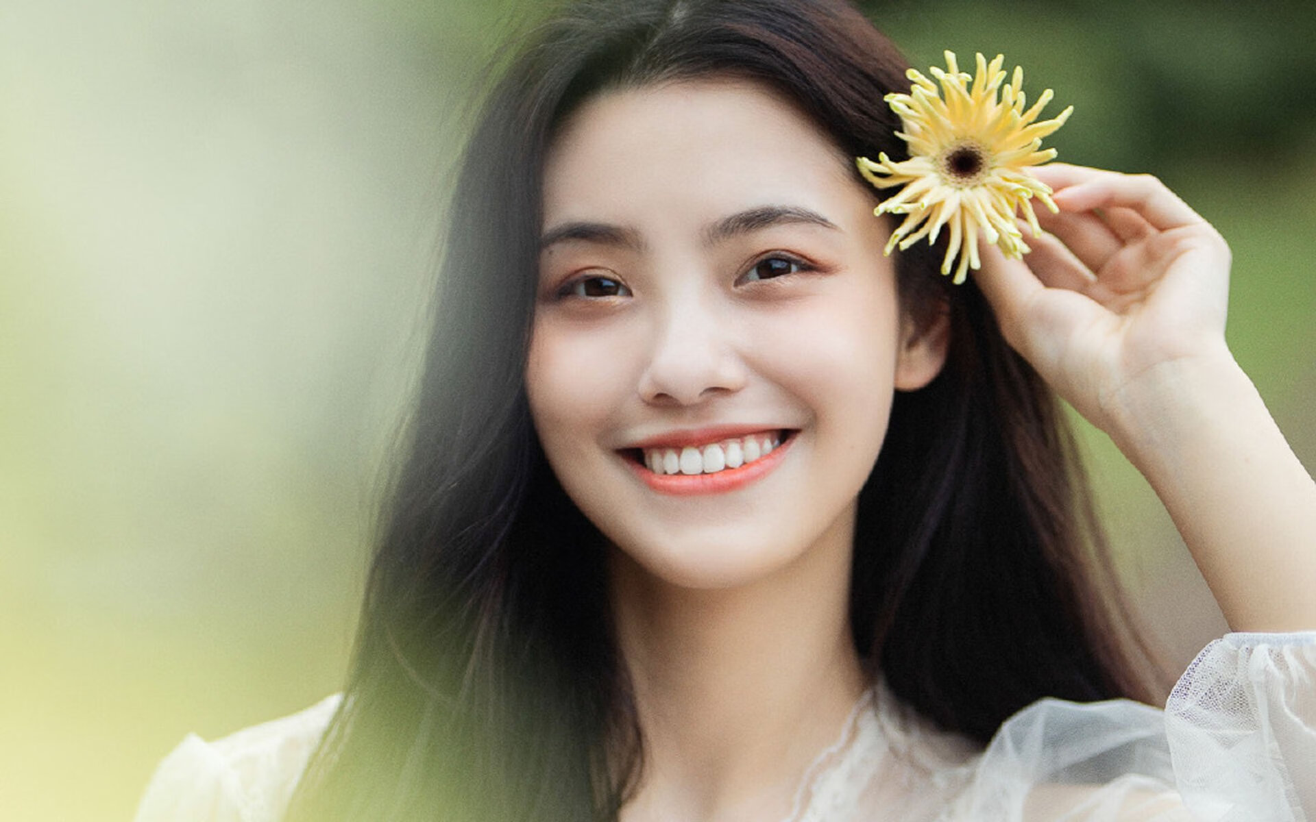 欧冠决赛之夜的篮球映照，伦纳德关键战不手软的传奇