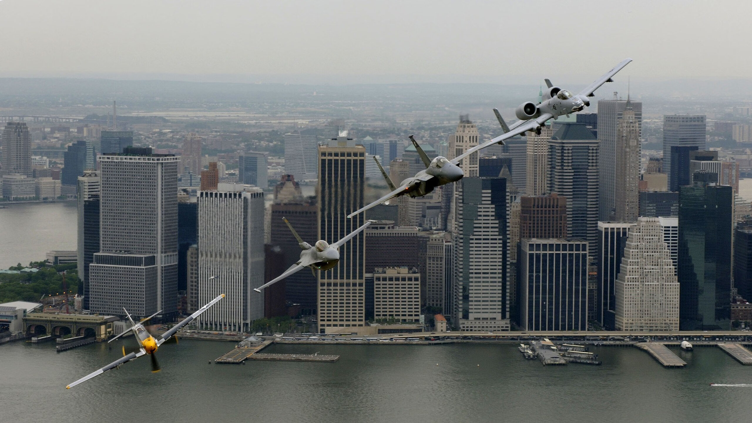 18岁的硬仗之王，加维用钢钉般的意志，将巴拉圭钉在西班牙的斗牛场上