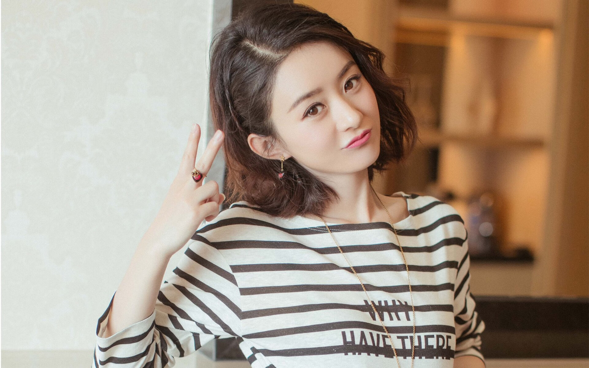 一夫当关，万夫莫开，库尔图瓦化身叹息之墙，塞尔维亚绝杀智利演绎A组生死时速