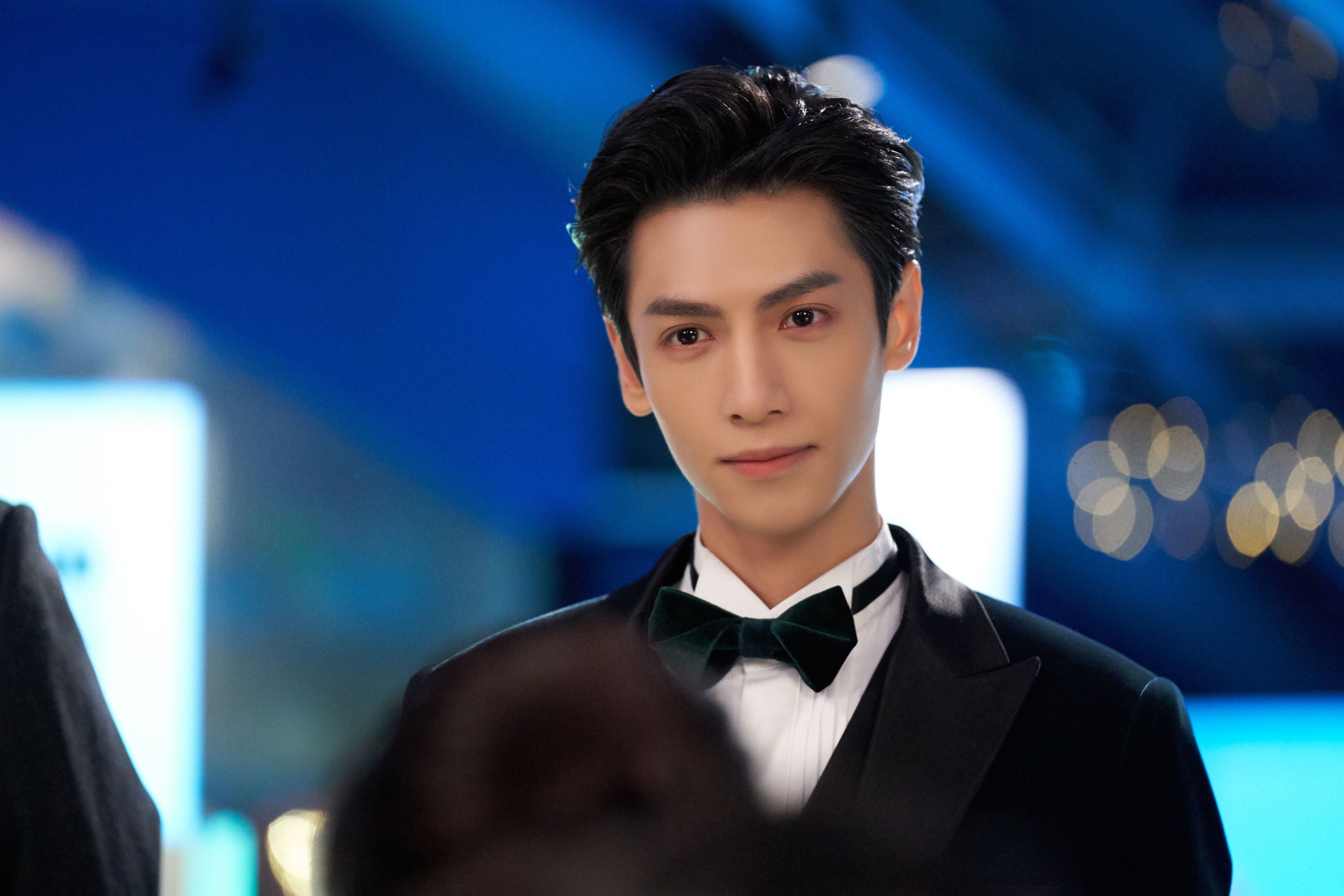 2026世界杯历史重演，尼日利亚铁血中场绞杀中亚狼，卢卡库独舞续写传奇